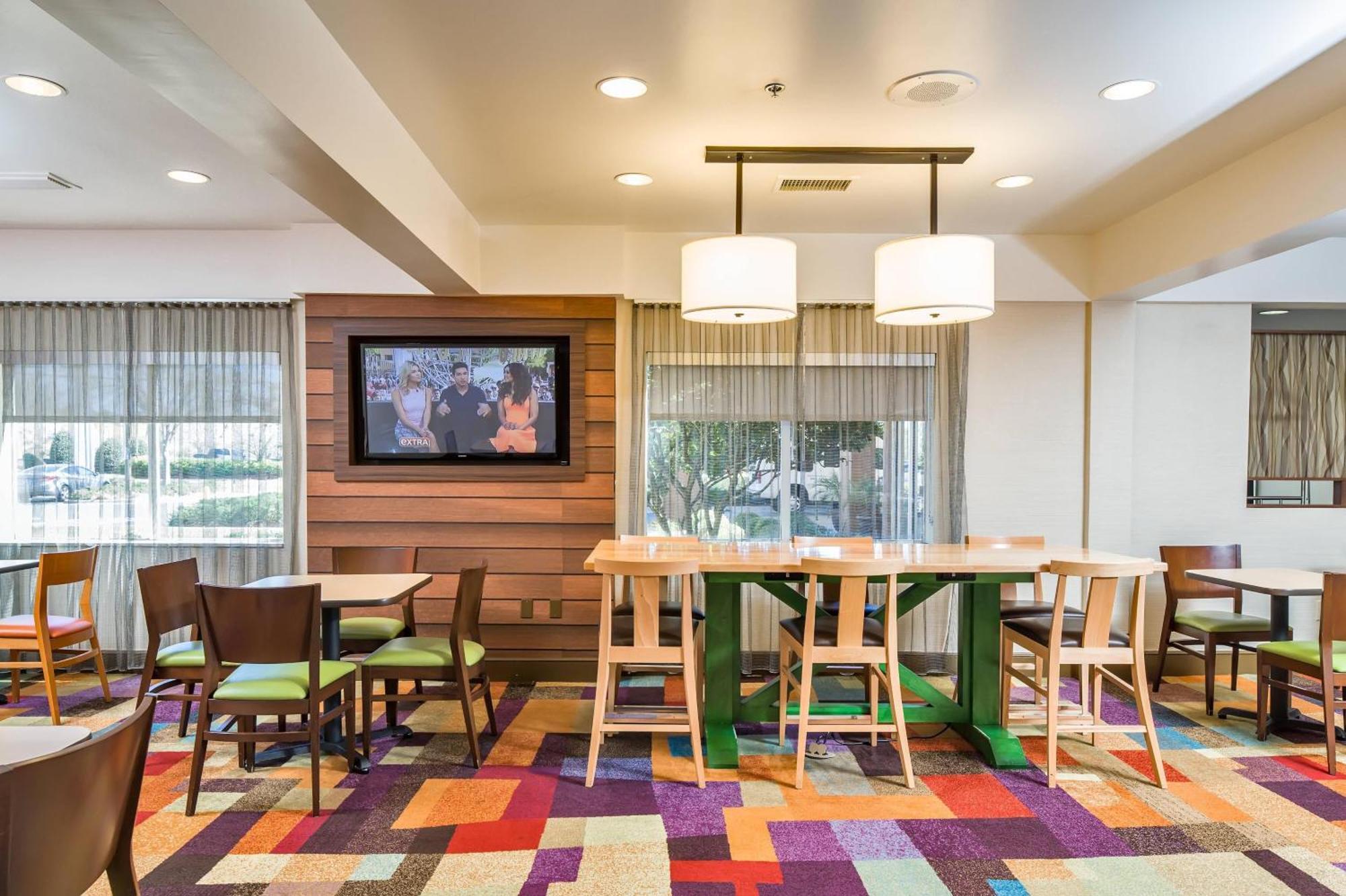 Fairfield Inn & Suites Jacksonville Airport Exterior photo