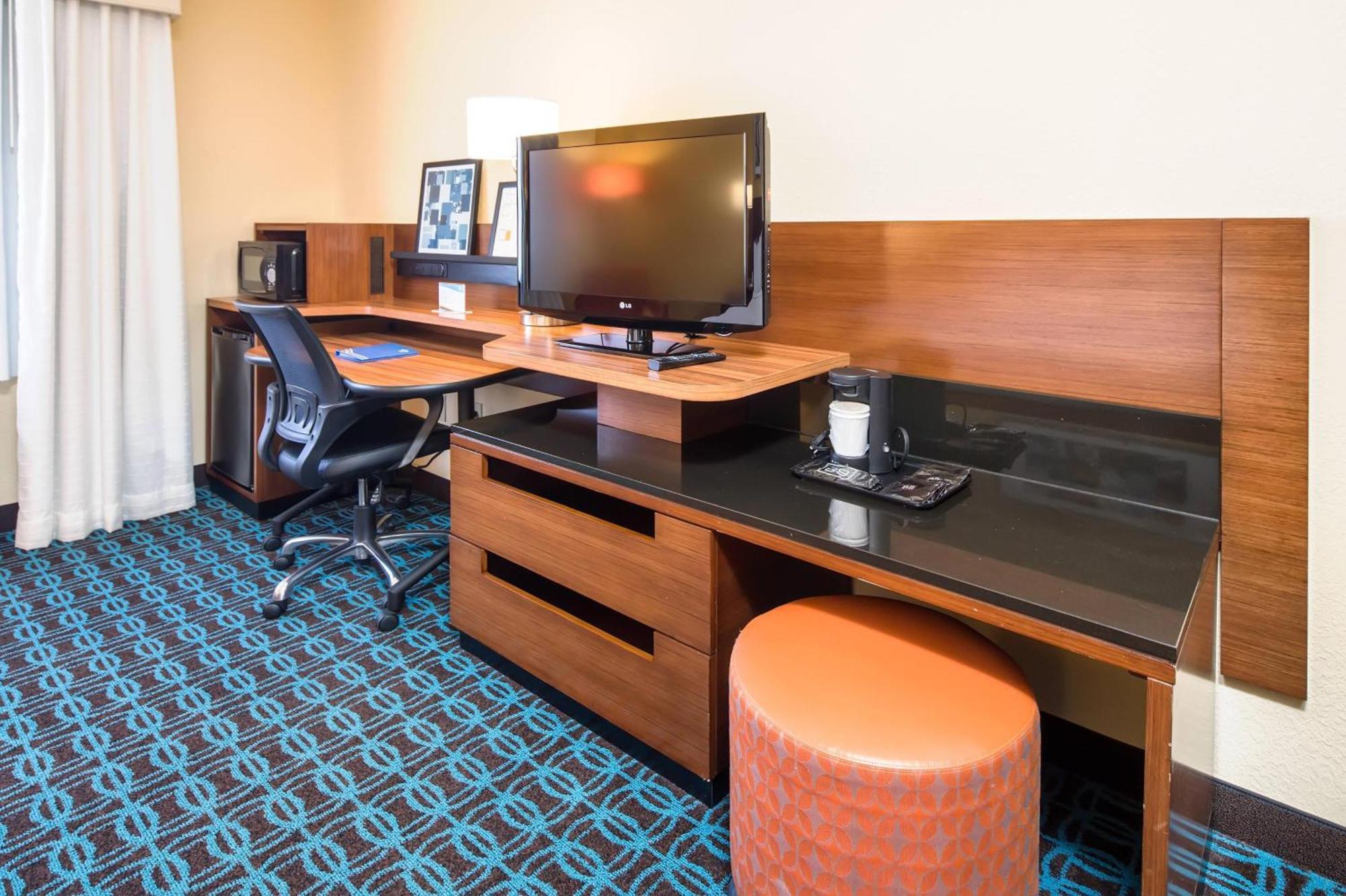 Fairfield Inn & Suites Jacksonville Airport Exterior photo
