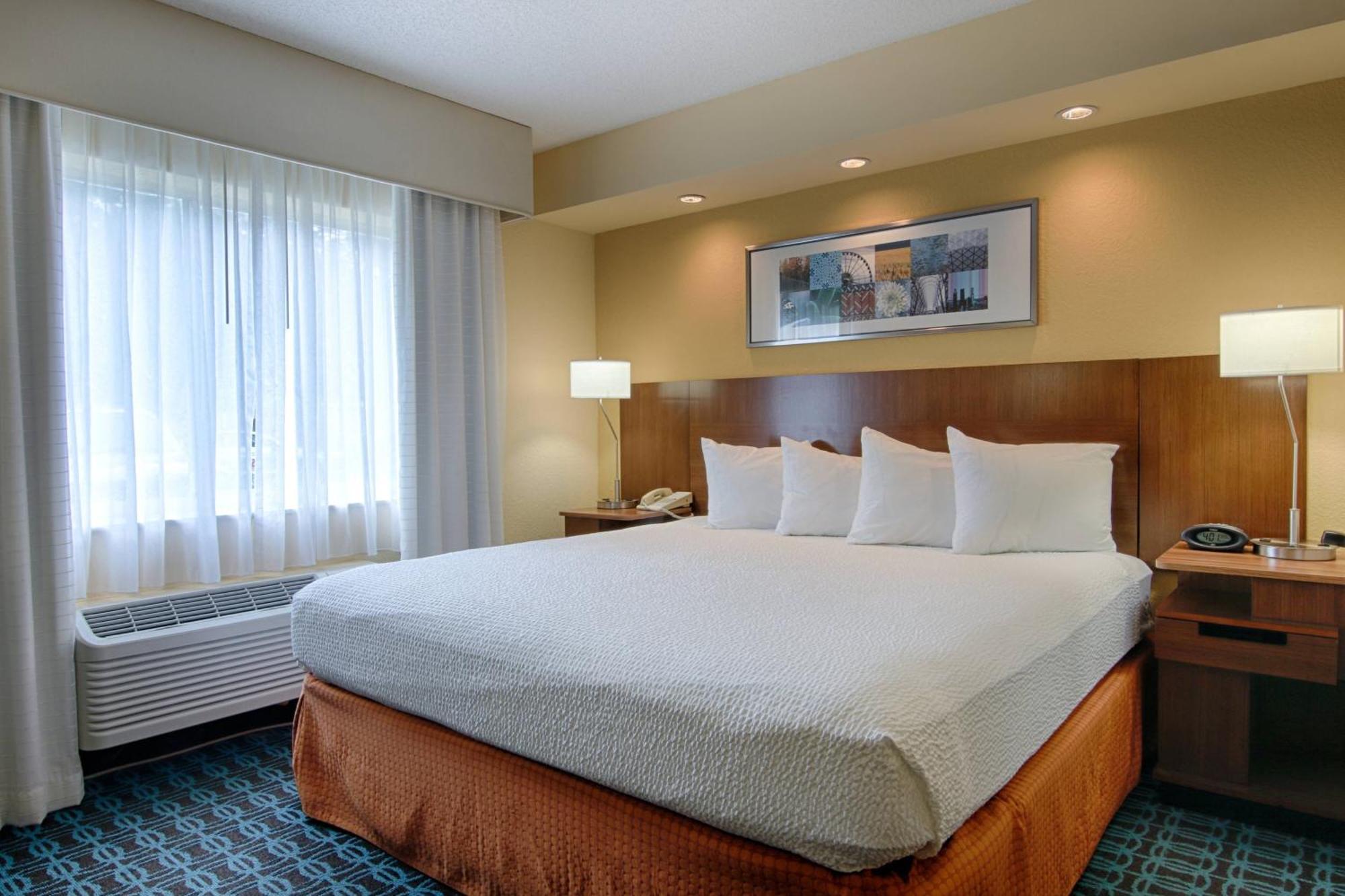 Fairfield Inn & Suites Jacksonville Airport Exterior photo